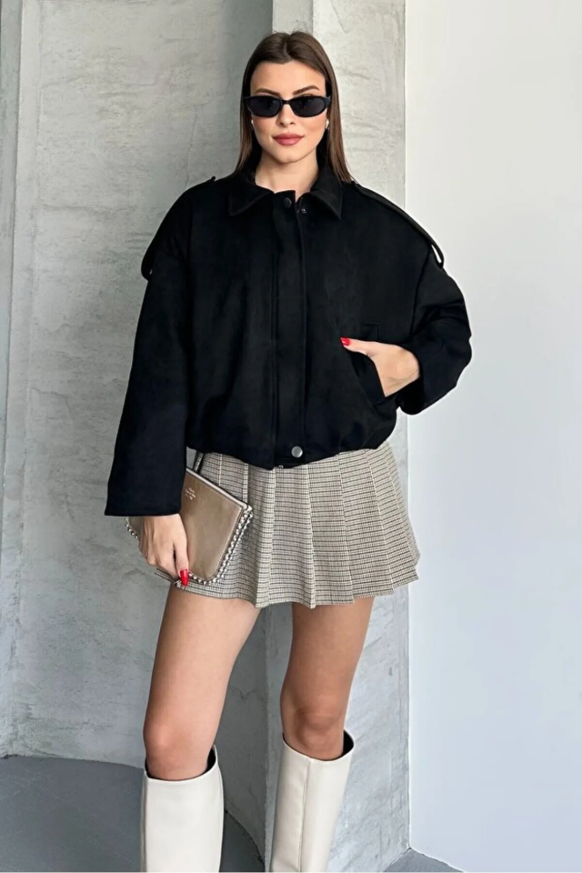 Kadın Oversize Süet Görünümlü Fermuarlı Siyah Ceket – Sonbahar Kış Kombinleri İçin Trend Parça