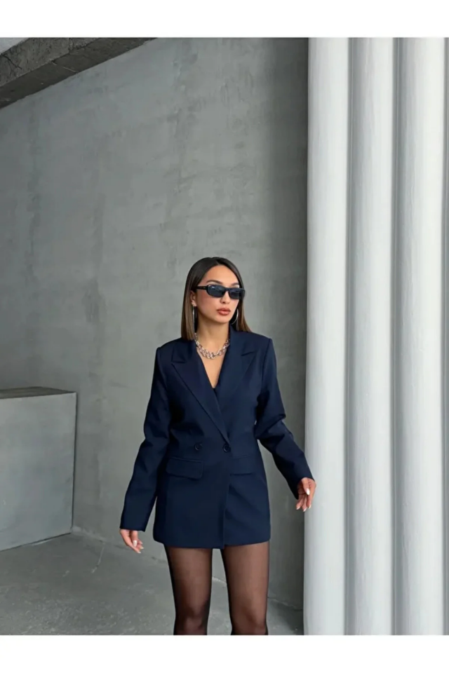 Kadın Oversize Poliviskon Premium Kumaş Astarlı  Lacivert Blazer Ceket – Modern ve Şık Tasarım