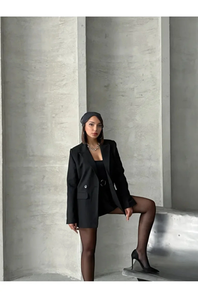Kadın Oversize Poliviskon Premium Kumaş Astarlı  Siyah Blazer Ceket – Modern ve Şık Tasarım